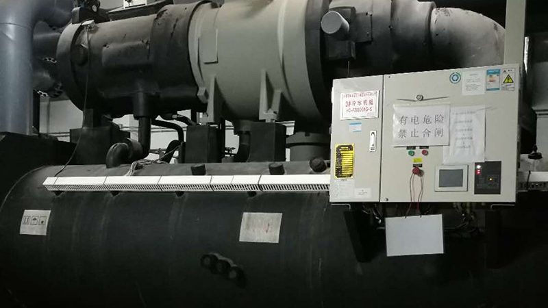 冷库保温板B1级与B2级：性能差异与选择要点**